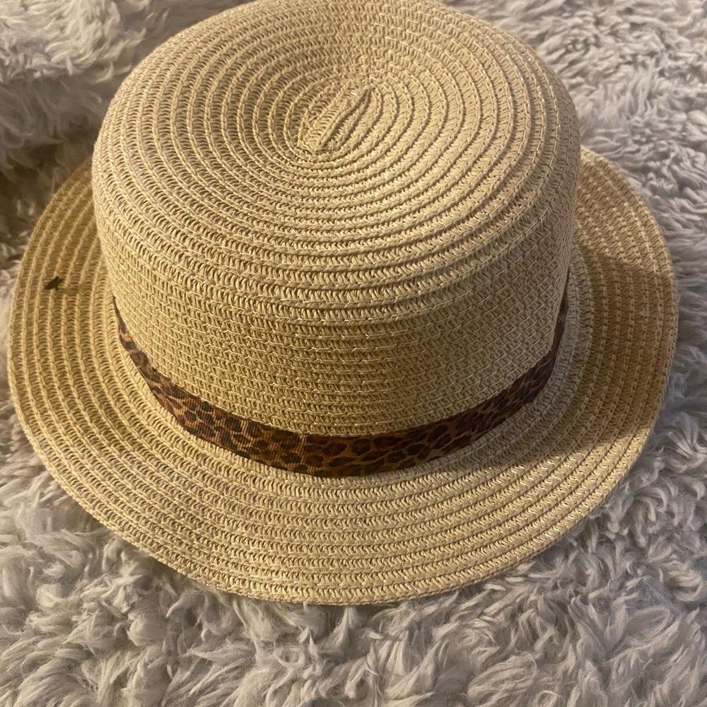 Straw hat - Picture 3 of 5